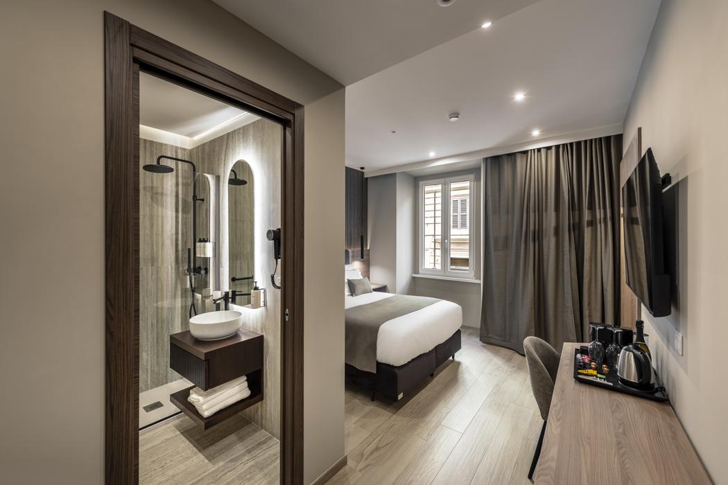 Suite 106
